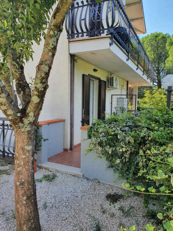 B&B Villa Maria Terni Exteriör bild