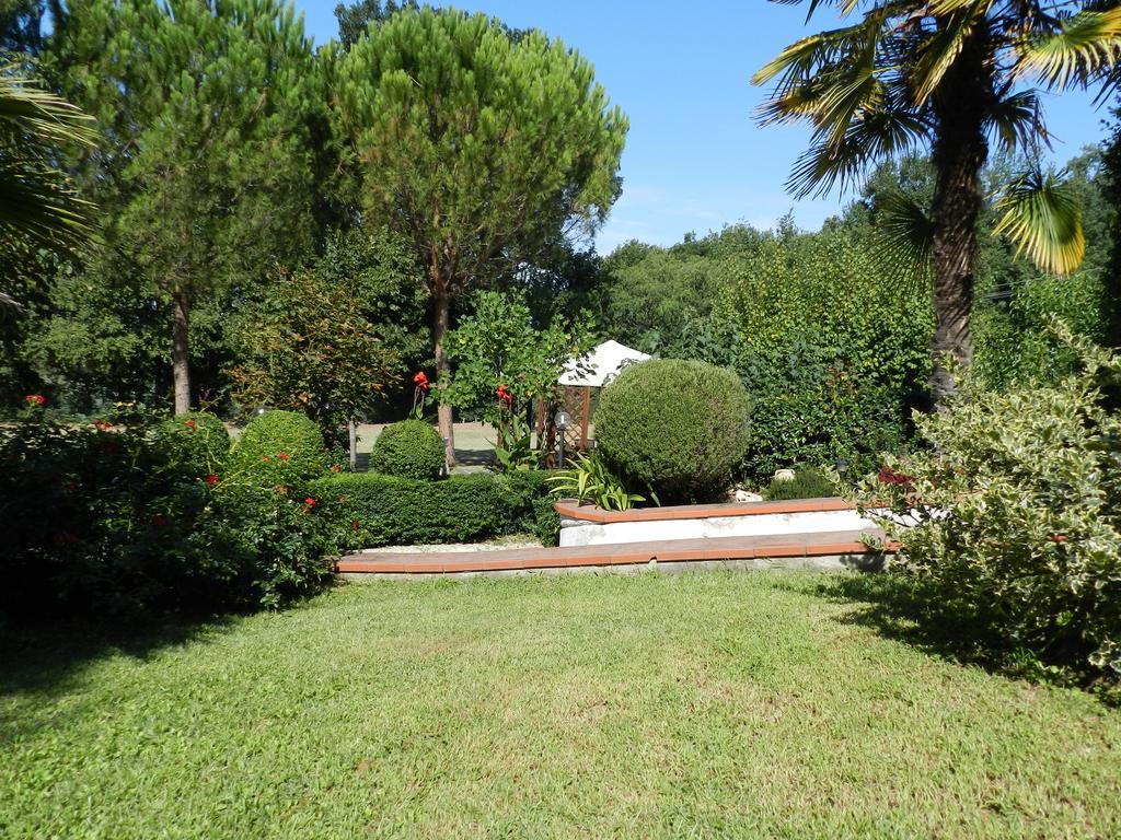 B&B Villa Maria Terni Exteriör bild