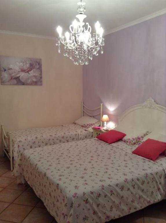 B&B Villa Maria Terni Rum bild