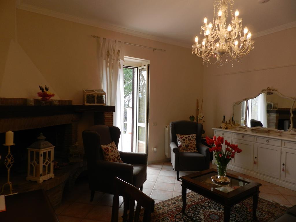 B&B Villa Maria Terni Exteriör bild